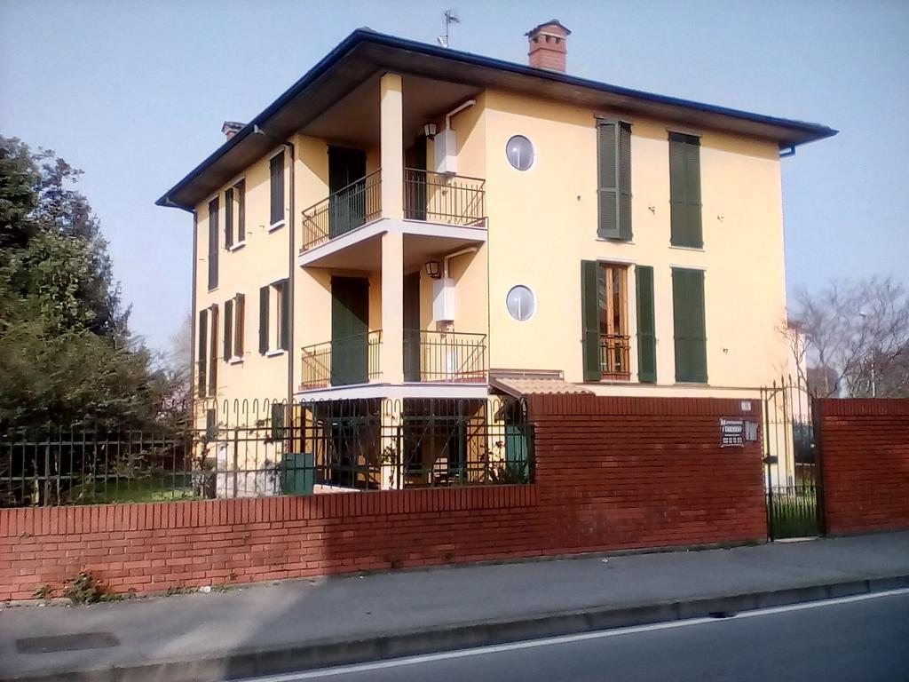 Locanda I Tarocchi Vailate Exterior foto